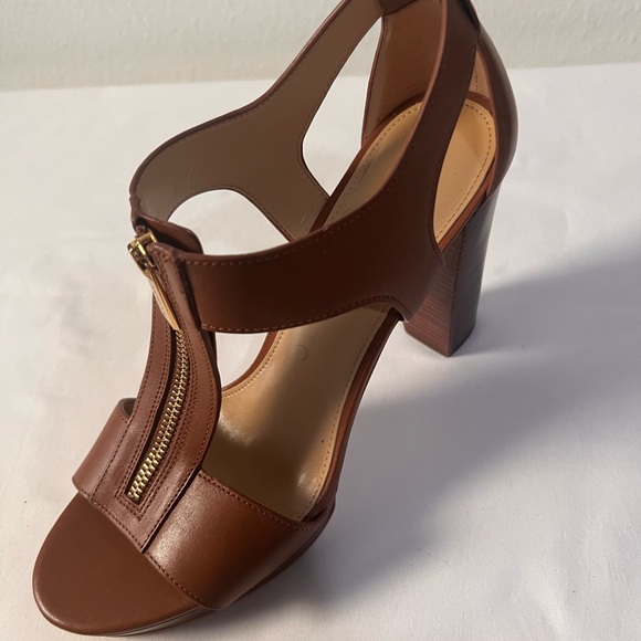 Michael Kors sexy women’s open toe platform sandals, brown, 9 1/2M, pre-owned. - Picture 4 of 11